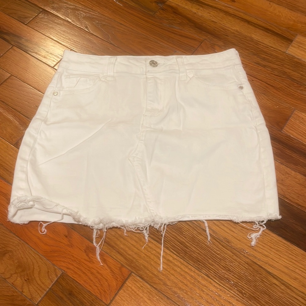 Celebrity Pink Size 1/25 Denim White Skirt